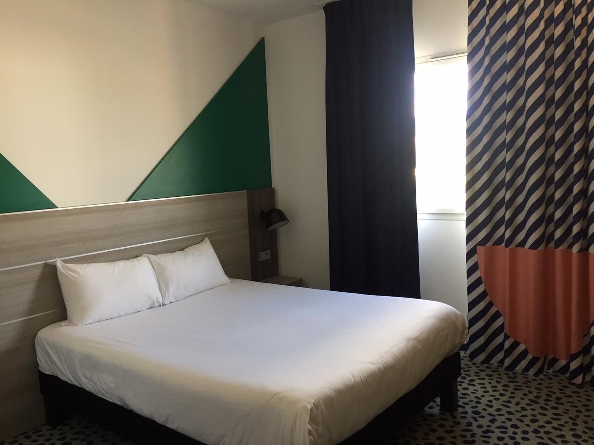 Ibis Styles Marseille Plan De Campagne Les Pennes-Mirabeau Exterior foto
