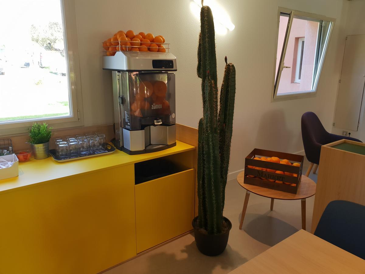 Ibis Styles Marseille Plan De Campagne Les Pennes-Mirabeau Exterior foto