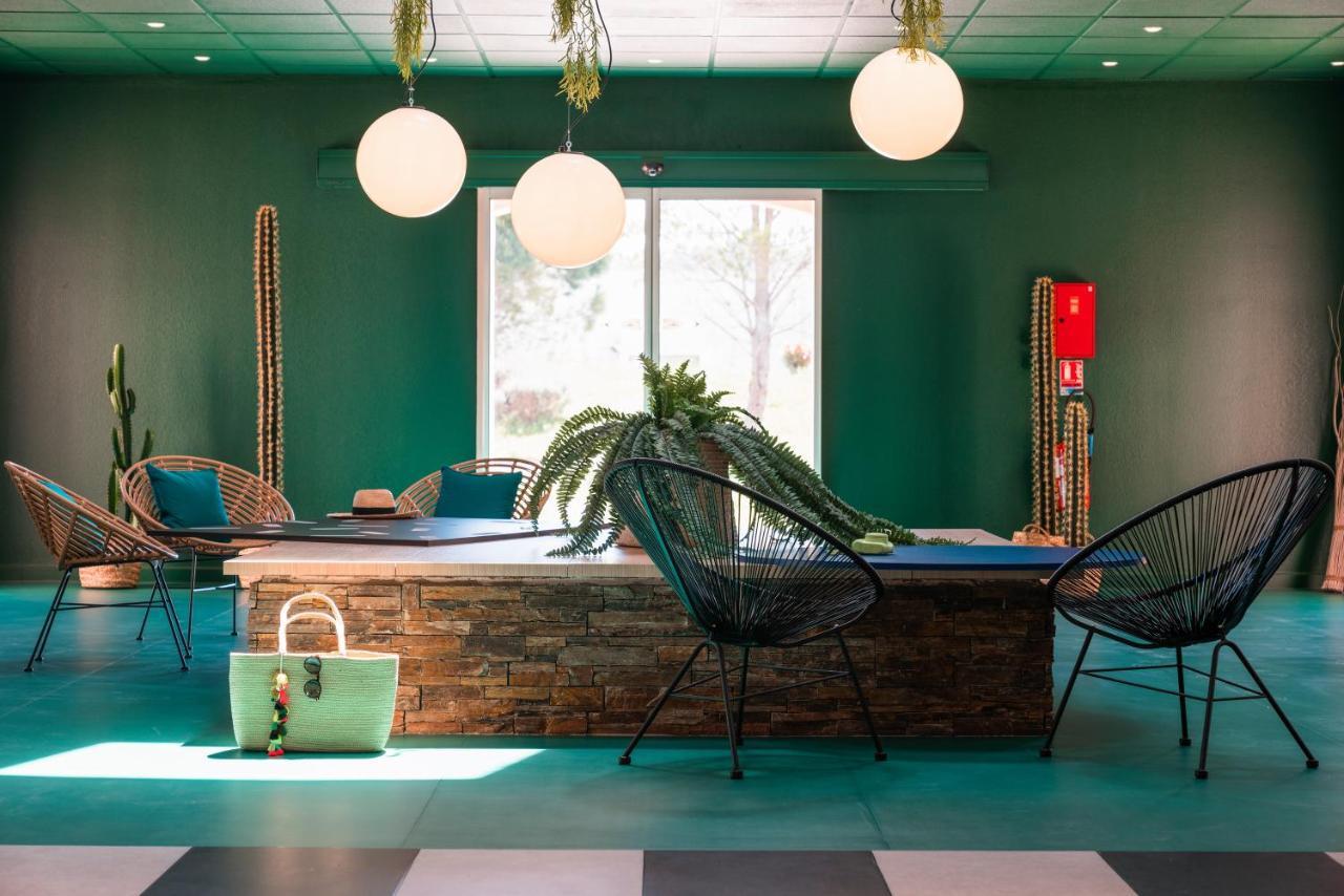 Ibis Styles Marseille Plan De Campagne Les Pennes-Mirabeau Exterior foto